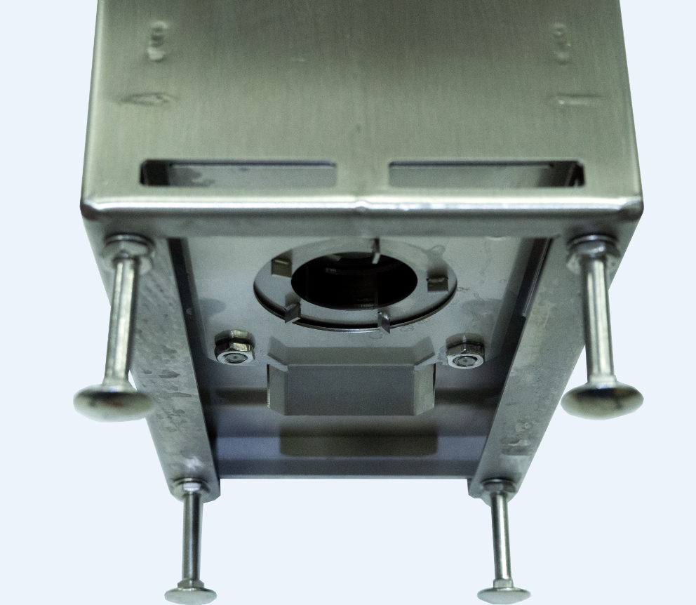 Füße und Fußschienen